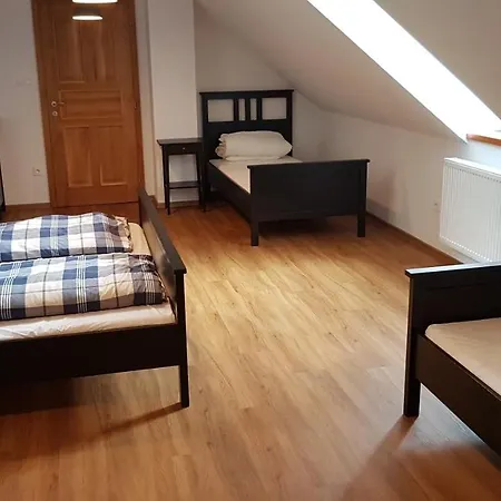 Aparthotel Penzion Macura 3*