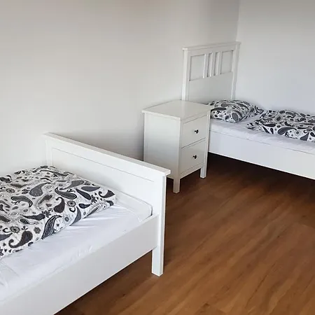 Macura Apartmanhotel Zálesí